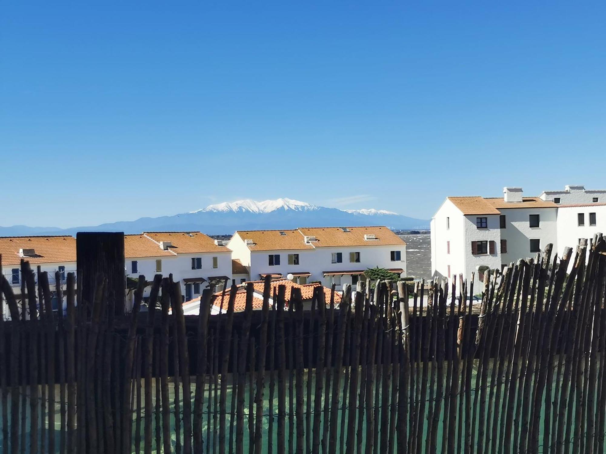 Appartement Tout Confort A Cap Coudalere Avec Vue Magnifique Sur Le Canigou Au Bord Du Lac - Check In Automatise - Parking Gratuit - Aire De Jeux D'Enfants - Le Barcarès Exteriör bild